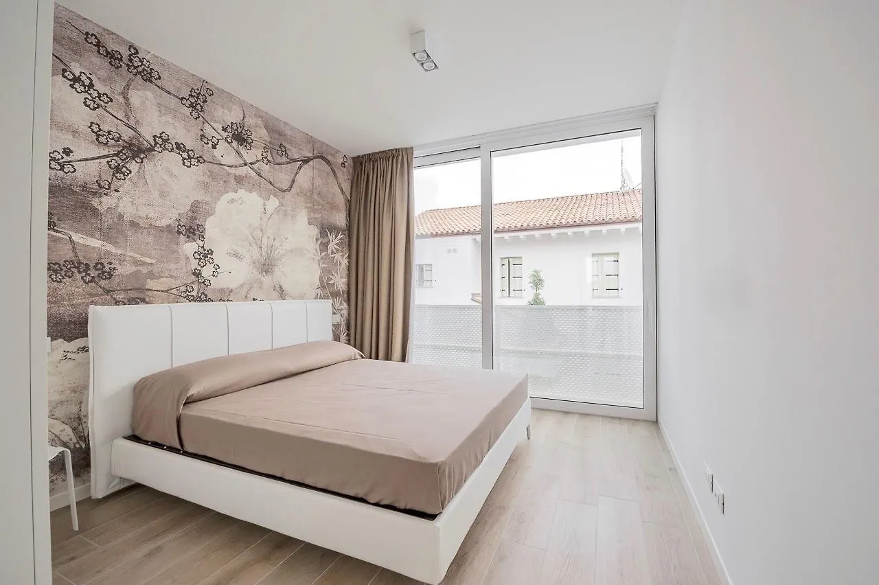 Palms Apartments 利多迪迪耶索洛