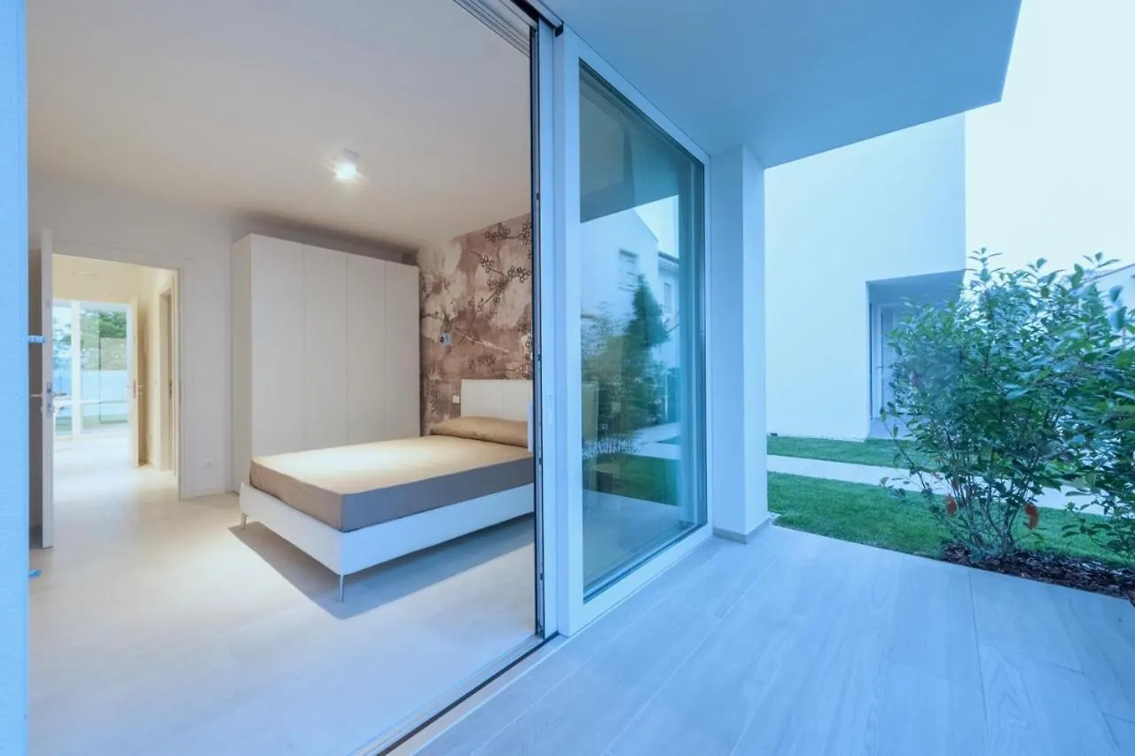Palms Apartments Lido di Jesolo Italy
