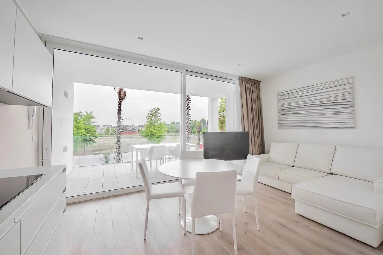 Palms Apartments Lido di Jesolo Italy