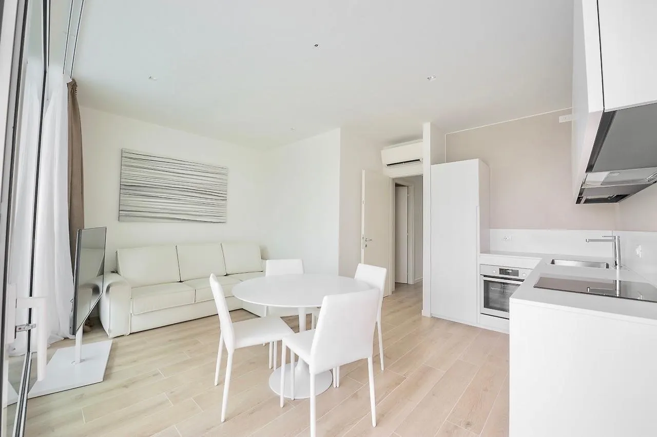 Palms Apartments Lido di Jesolo 0*,
